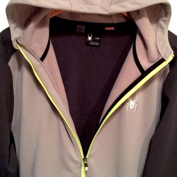 🕷🟡SPYDER® Black and Gray fleece Hooded jacket Retail Price $149 🟡🕷
